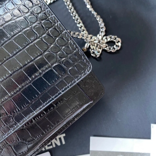 YSL SHINY IN SUNSET LEATHER CROCODILE-EMBOSSED 0731